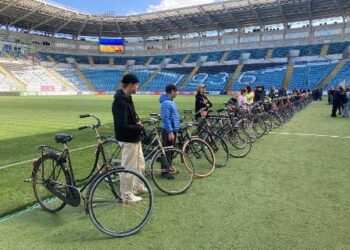 В Одесі дітям-переселенцям подарували сучасні транспортні засоби | Надзвичайні події Одесса та область