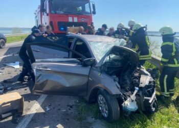 В Одеському районі легковик зіткнувся з фурою: загинула жінка — Новини Одеської області