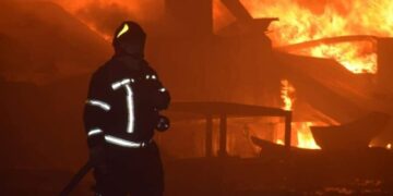 Вночі росіяни атакували Одещину, спалахнула масштабна пожежа — Новини Одеської області
