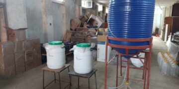 Житель Одеської області виготовляв алкогольні напої у своєму гаражі — Новини Одеської області