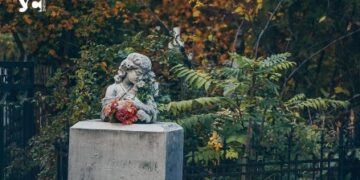 Знищив майже сотню могил: в Одеській області чоловік вчинив погром на кладовищі | Надзвичайні події Одесса та область