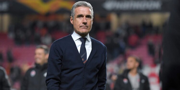 Роналду убедил! Бывший тренер «Шахтера» Каштру подписал двухлетний контракт с «Аль-Насром» после разговора с Криштиану (30 июня 2023 г.) — Новости футбола