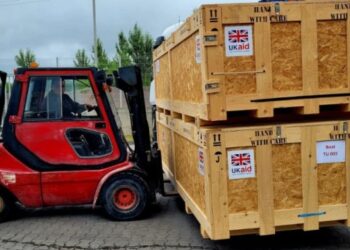 Британія передала Україні допомогу для подолання наслідків підтоплень