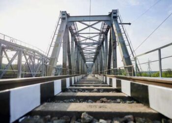 Россияне заявили о подрыве железной дороги в Крыму