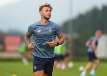 Луческу не видит Леднева с своей команде на следующий сезон (26 июня 2023 г.) — Новости футбола