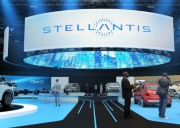 Stellantis розробляє електрокросовер з запасом ходу 700 км — Автоновини