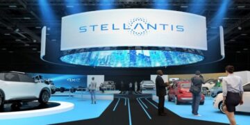 Stellantis розробляє електрокросовер з запасом ходу 700 км — Автоновини
