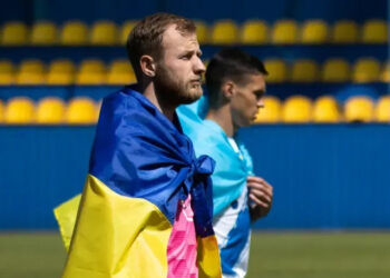«А нас уже отправляли в зону переходных матчей, не верили, что мы сможем взять одно очко с «Динамо», — вратарь «Металлиста 1925» (5 июня 2023 г.) — Новости футбола