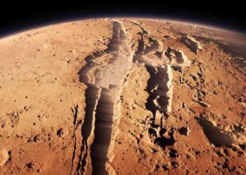 NASA провело прямую трансляцию над поверхностью Марса