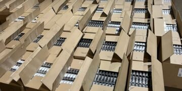 На Рівненщині у чоловіка знайдено та вилучено контрафактних цигарок на мільйон гривень | Кримінальні новини