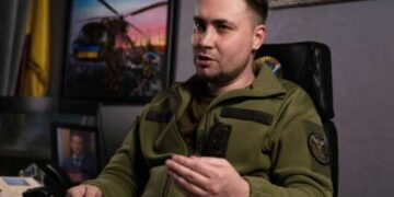 СМИ: военные РФ дважды пытались нанести ракетный удар по зданию ГУР в Киеве