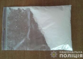 В Одессе на выходе из «Новой почты» задержали мужчину с амфетамином