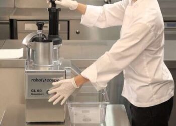 Днепровская РГА закупила для укрытий овощерезки на 1,5 млн гривен