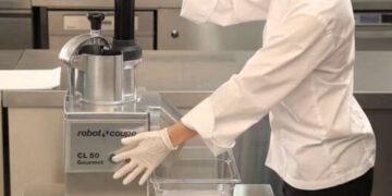 Днепровская РГА закупила для укрытий овощерезки на 1,5 млн гривен