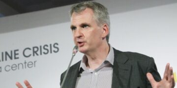 Своєю брехнею росіяни визнали, що самі підірвали Каховську ГЕС — професор Снайдер