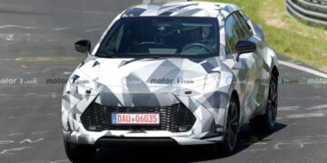 Toyota C-HR вперше помічена у серійному вигляді — Автоновини