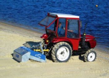 В Киеве для закрытых пляжей закупят песок на 6,5 миллиона во время войны