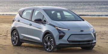 GM планує відродження електричного хетчбека Bolt — Автоновини
