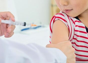 В Украине количество детей, получивших плановую прививку, ниже рекомендованного — Минздрав