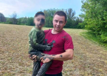 Дільничний поліцейський з Одеської області отримав нагороду за порятунок дитини