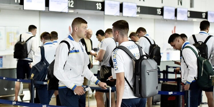 Сборная Украины отправилась в Трнаву (17 июня 2023 г.) — Новости футбола