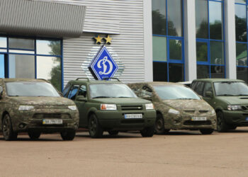 «Динамо» передало еще четыре внедорожника на нужды ВСУ (16 июня 2023 г.) — Новости футбола