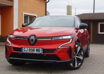 З’явився новий електромобіль Renault Megane в Україні — Автоновини