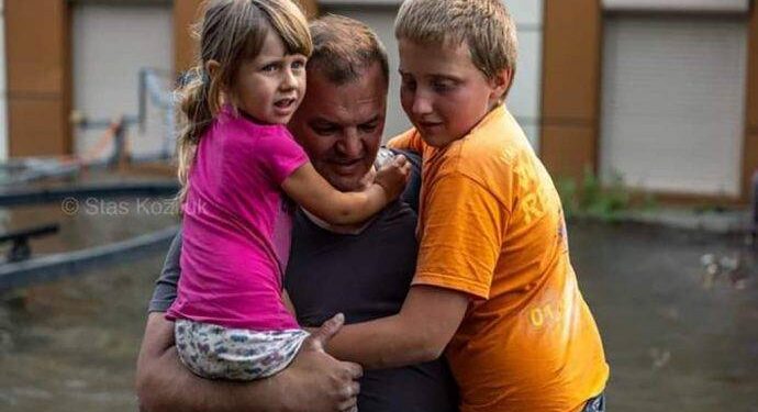 Херсонщина: дивовижний порятунок сім’ї, яку помітили з дрону