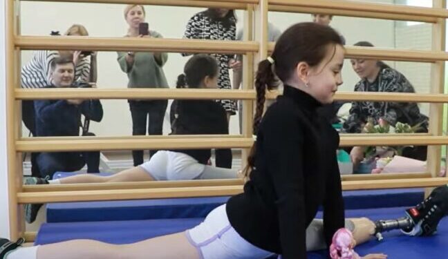 Маленька одеська гімнастка, яка втратила ногу через ракетну атаку, перемогла у змаганнях — Новини Одеської області