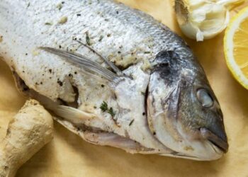 Мешканці Одеської області труяться рибою: за добу — чотири виклики «швидкої» — Новини Одеської області