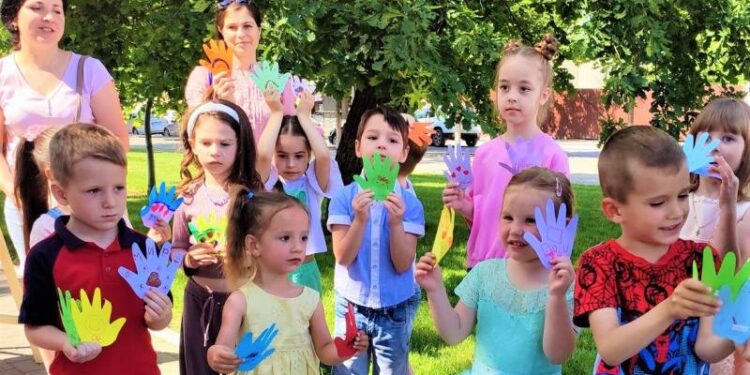 Найяскравіше свято літа — День захисту дітей, незважаючи на воєнний час, був відзначений в Ізмаїлі досить широко — Місто 24