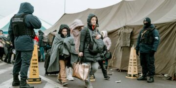 Понад 8 мільйонів українців стали біженцями – Лубінець