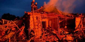 Ракетами та дронами. Що відомо про нічний удар росіян по Україні