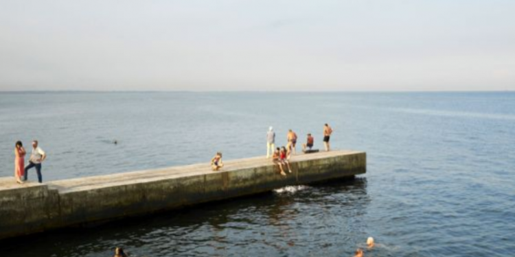 Сальмонела, холероподібні вібріони, рота- та астравіруси: вода у відкритих водоймах Одещини несе реальну загрозу життю