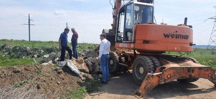 У Арцизі почали впорядковувати міське сміттєзвалище