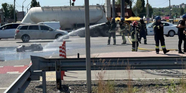 У Києві пролунала серія вибухів, в Україні оголошували масштабну повітряну тривогу