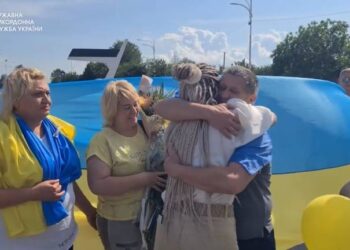 В Ізмаїлі зустріли захисника Зміїного, який повернувся з полону