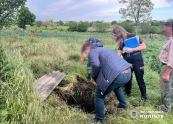 Звіряче вбивство в Ізмаїльському районі: колишній зек порізав друга ножем, добив сокирою та скинув у колодязь