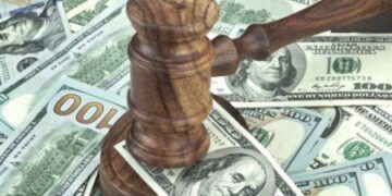 Українські банки будуть стежити за подружжям і дітьми позичальників