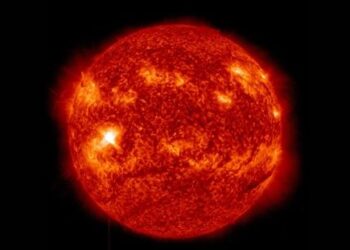 Сегодня на Землю обрушится сильная геомагнитная буря