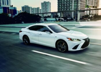 Lexus представила новий седан ES 2024 — Автоновини