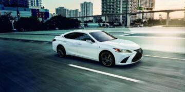 Lexus представила новий седан ES 2024 — Автоновини