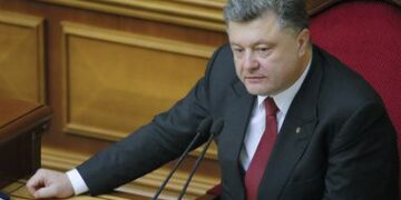 ЗМІ: Порошенко може прибути в Раду, щоб вирішити ситуацію з держбюджетом
