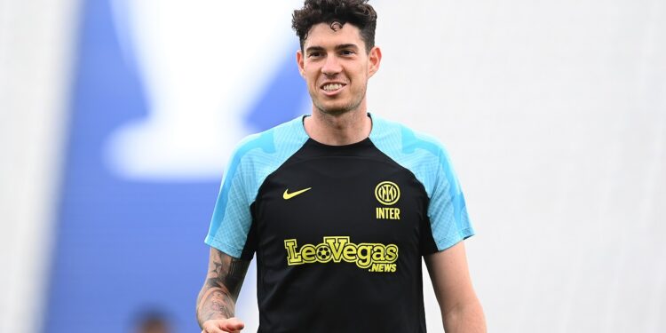 Официально. «Интер» продлил контракт с Бастони до 2028 года (5 июля 2023 г.) — Новости футбола