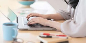 В Украине могут увеличить продолжительность рабочей недели: кого коснется