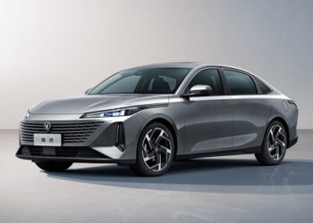 Changan везёт в РФ две новинки: кроссовер Avatr 11 и седан Lamore — АВТО НОВОСТИ
