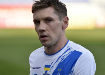 Источник: «Динамо» предлагает Гармашу уменьшение зарплаты до 10-15 тысяч евро в месяц (2 июля 2023 г.) — Новости футбола