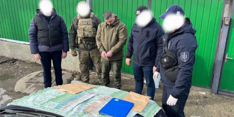 Майор Нацгвардії визнав, що вимагав 150 тисяч гривень від вдови загиблого