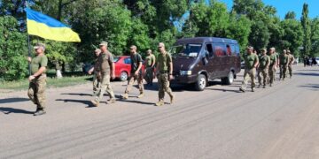 У АРЦИЗЬКІЙ ГРОМАДІ ПОПРОЩАЛИСЯ ІЗ ЗАГИБЛИМ ВОЇНОМ БОГДАНОМ ДЕХТЕРЕНКО