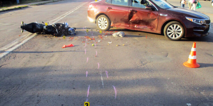 У Сарнах травмований у ДТП мотоцикліст помер у лікарні, — поліція  | Кримінальні новини